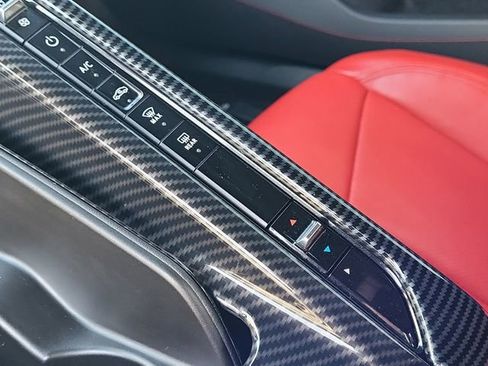 Used 2022 Chevrolet Corvette Stingray w/ Z51 Performance Package image 27