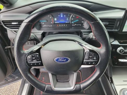 Certified 2022 Ford Explorer ST-Line RWD image 23