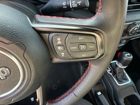 Used 2024 Jeep Wrangler Unlimited Rubicon w/ Convenience Group image 27