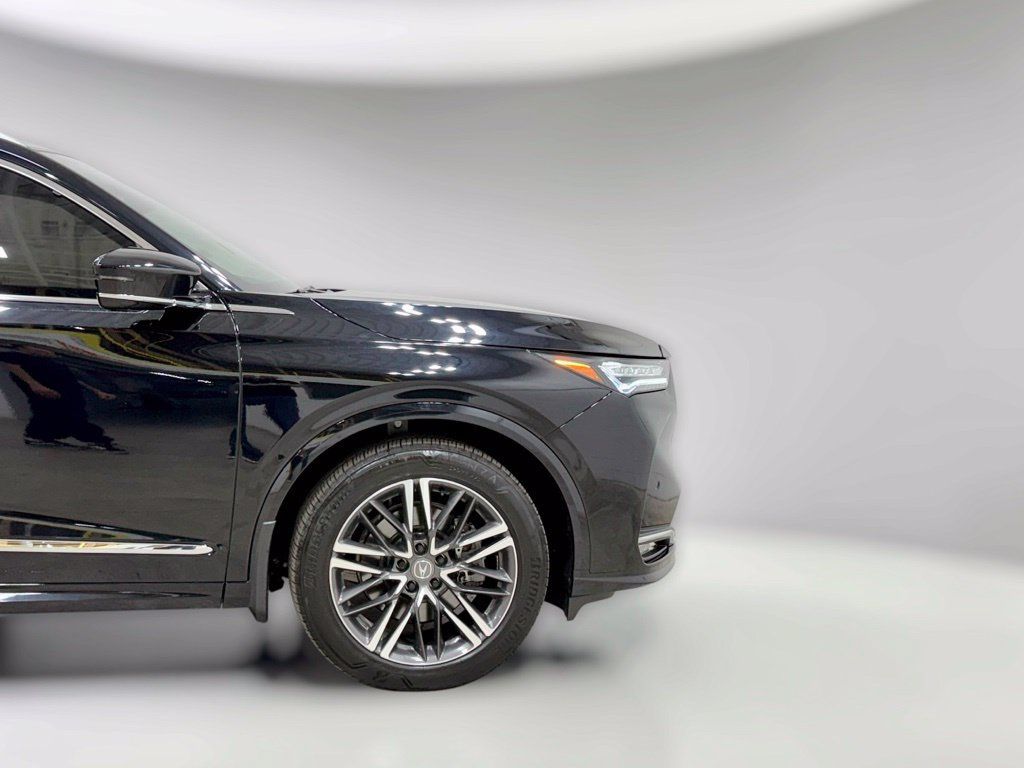 Used 2025 Acura MDX w/ Advance Package AWD/4WD image 10