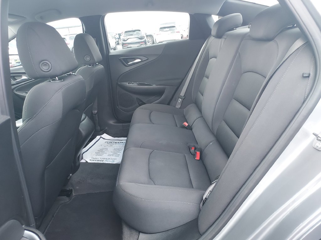 Used 2024 Chevrolet Malibu RS FWD image 16