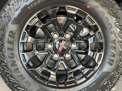 New 2026 GMC Canyon Elevation w/ Convenience Package AWD/4WD image 20