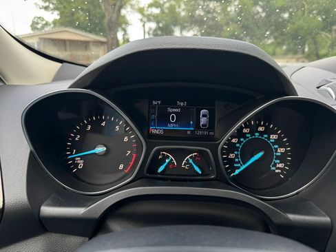 Used 2014 Ford Escape Titanium FWD image 25
