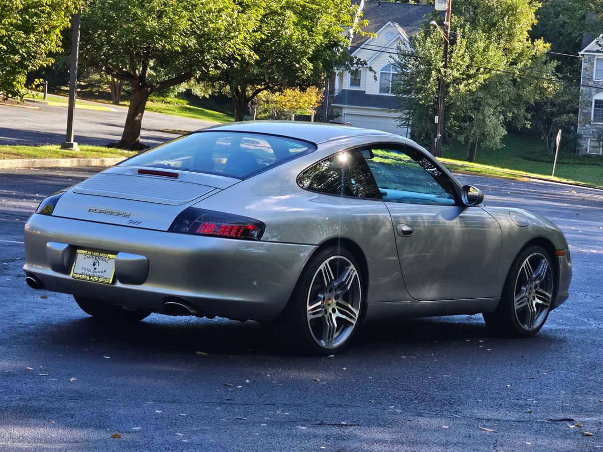 Used 2004 Porsche 911 Carrera 4S AWD/4WD image 5