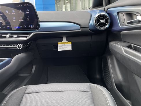 Used 2024 Chevrolet Equinox EV LT w/ LPO, Blackout Package image 30