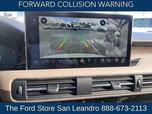 Used 2023 Lincoln Corsair FWD w/ Equipment Group 101A image 9