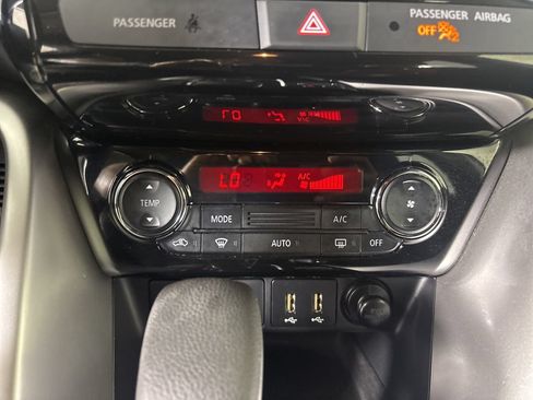 Used 2025 Mitsubishi Eclipse Cross LE AWD/4WD image 18
