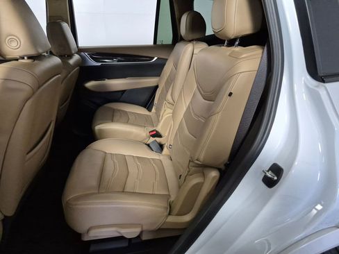 Used 2024 Cadillac XT6 Sport w/ Platinum Package image 23