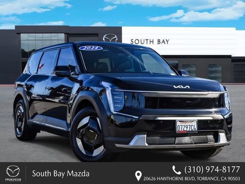 Used 2024 Kia EV9 Light RWD image 1