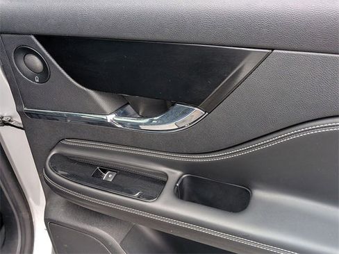 Used 2020 Lincoln Corsair Reserve w/ Equipment Group 201A image 34