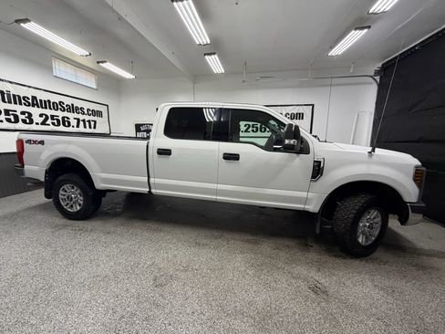 Used 2018 Ford F350 XLT AWD/4WD image 2
