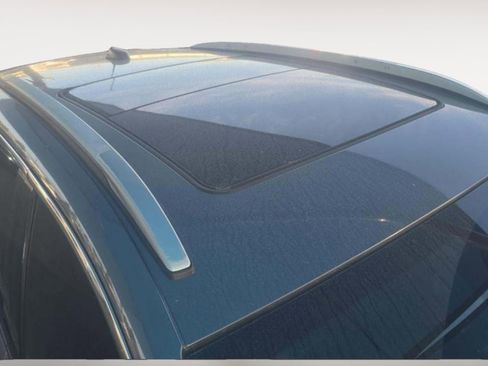 Used 2021 Buick Encore GX Essence w/ Experience Buick Package image 6