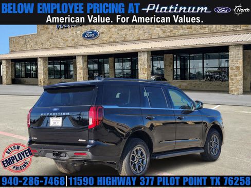 New 2026 Ford Expedition Active RWD image 5