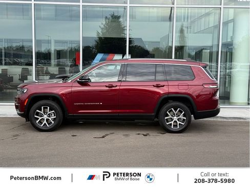 Used 2023 Jeep Grand Cherokee L Limited w/ Luxury Tech Group II AWD/4WD image 2