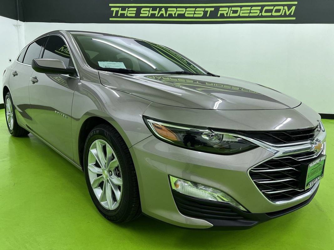 Used 2025 Chevrolet Malibu LT FWD image 2