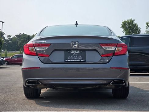 Used 2018 Honda Accord Touring image 29
