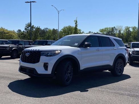 New 2026 Ford Explorer ST-Line AWD/4WD image 7