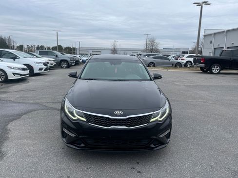 Used 2019 Kia Optima LX image 2