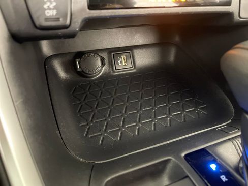 Used 2024 Toyota RAV4 XLE image 30