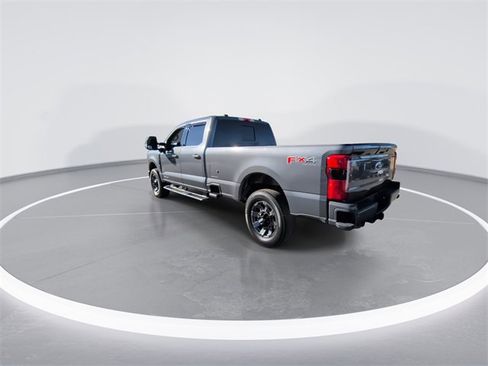 Used 2023 Ford F350 Lariat w/ Lariat Ultimate Package image 5
