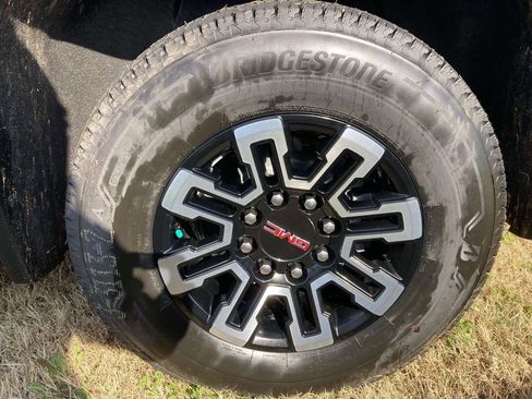 New 2026 GMC Sierra EV Elevation AWD/4WD image 10