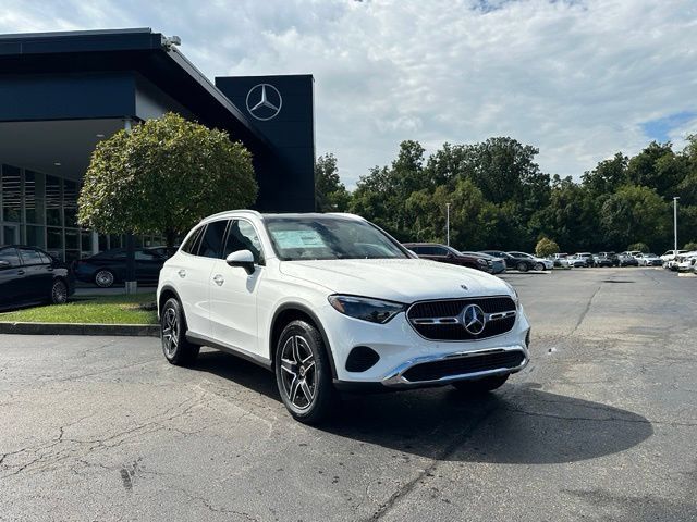 New 2027 Mercedes-Benz GLC 300 4MATIC 360° Tour
