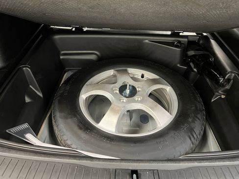 Used 2025 Jeep Grand Cherokee Altitude image 31