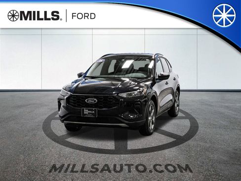 Certified 2025 Ford Escape ST-Line image 1