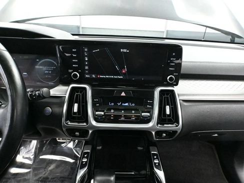 Used 2021 Kia Sorento SX FWD image 34