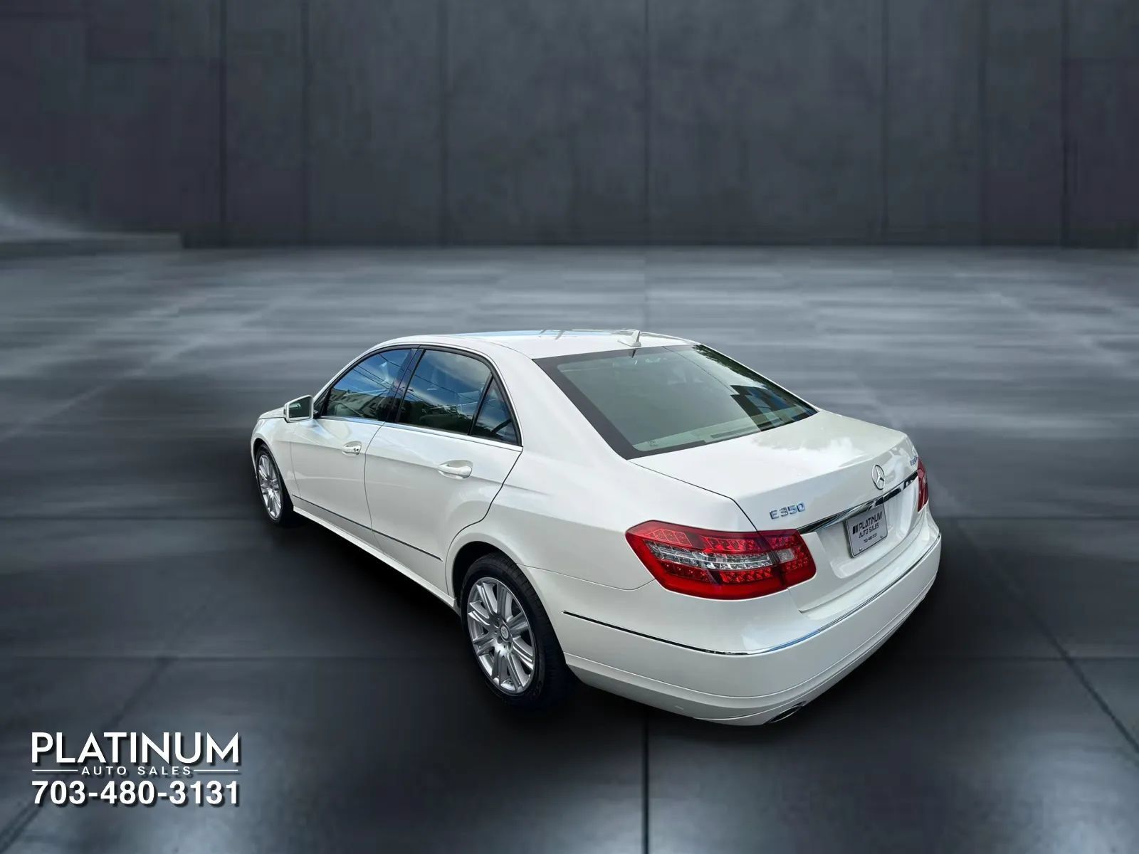 Used 2013 Mercedes-Benz E 350 BlueTEC Sedan image 8
