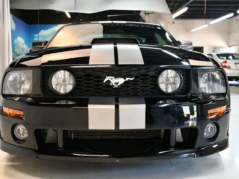Used 2006 Ford Mustang GT image 11