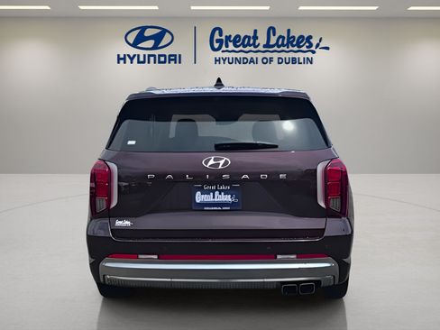Used 2023 Hyundai Palisade Calligraphy FWD image 4