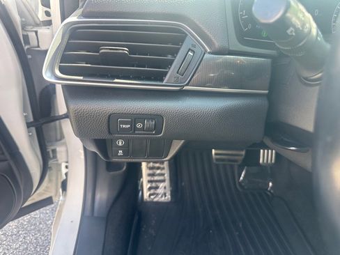 Used 2021 Honda Accord Sport image 12