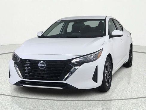 Certified 2025 Nissan Sentra SV FWD image 2