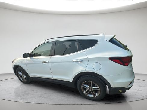 Used 2018 Hyundai Santa Fe Sport w/ 2.4L Tech Package 04 AWD/4WD image 7