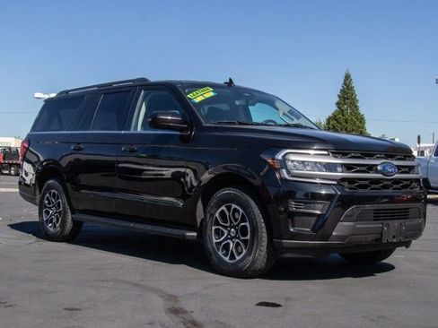 Used 2024 Ford Expedition Max XLT image 1