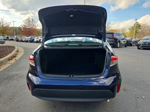 Used 2023 Toyota Corolla LE image 12