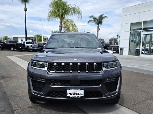 New 2026 Jeep Grand Cherokee L Limited RWD image 7