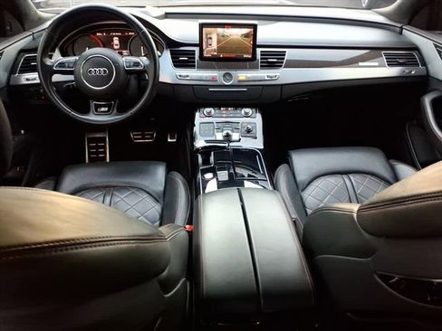 Used 2017 Audi S8 Plus w/ Dynamic Package image 9