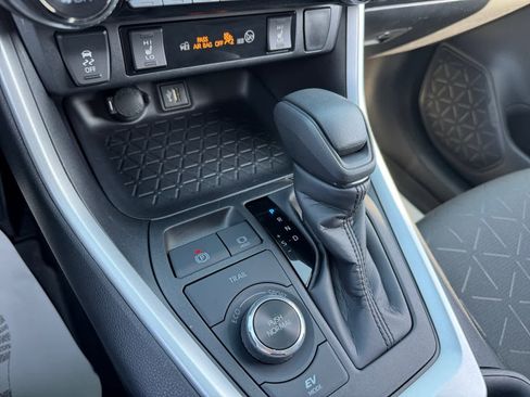 Used 2024 Toyota RAV4 AWD Hybrid w/ Weather Package image 7