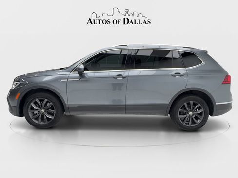 Used 2022 Volkswagen Tiguan SE w/ Panoramic Sunroof Package AWD/4WD image 5