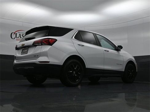 Used 2023 Chevrolet Equinox LT w/ LPO, Floor Liner Package image 31