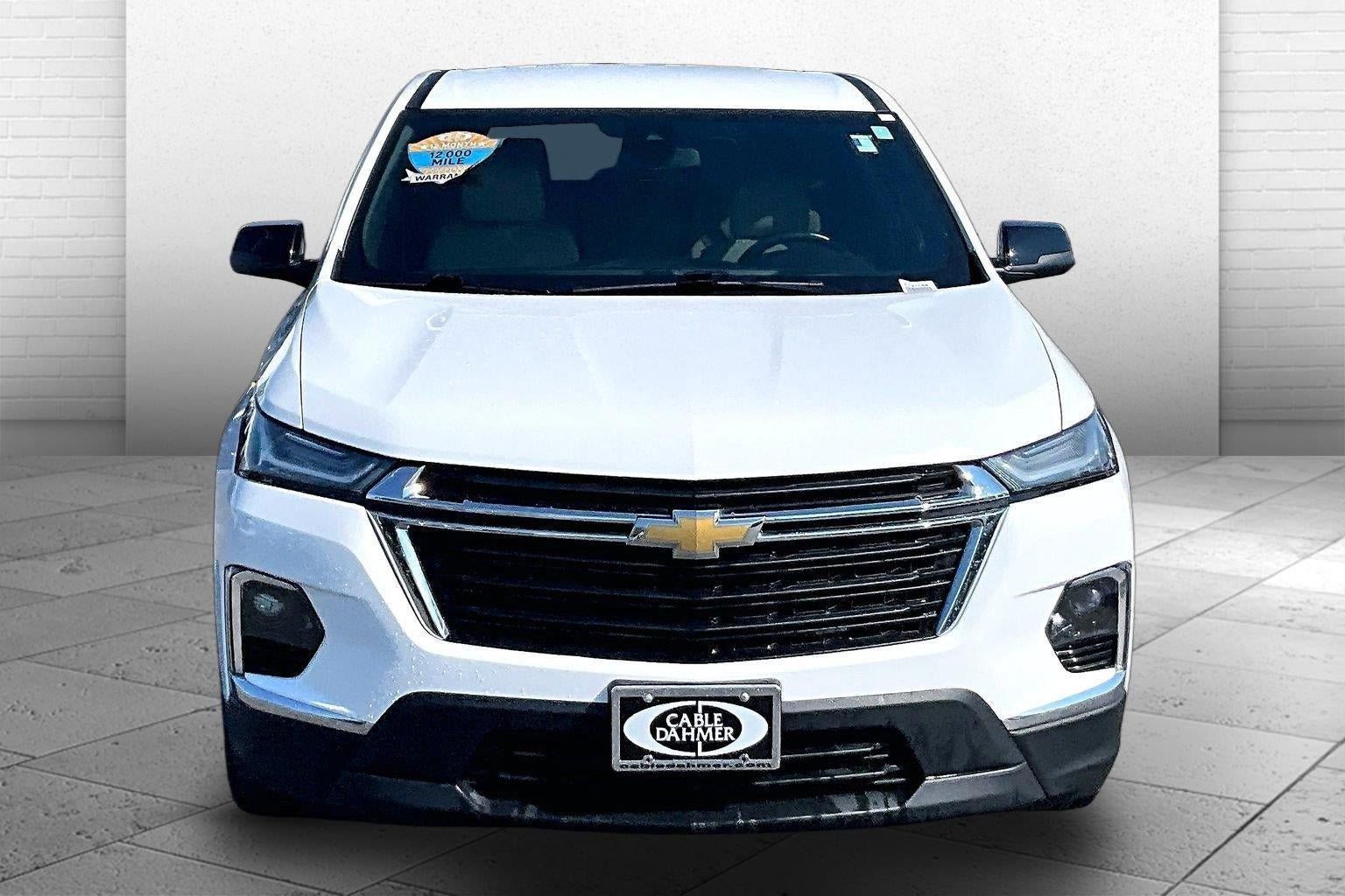 Used 2022 Chevrolet Traverse LS AWD/4WD image 2