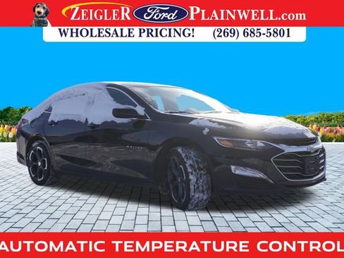 Used 2022 Chevrolet Malibu LT image 4