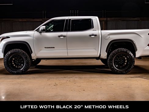 Used 2022 Toyota Tundra Limited w/ Power Package image 5