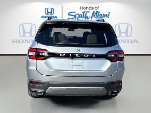 New 2026 Honda Pilot EX-L image 6