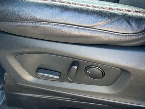 Used 2022 Ford Explorer ST-Line image 24