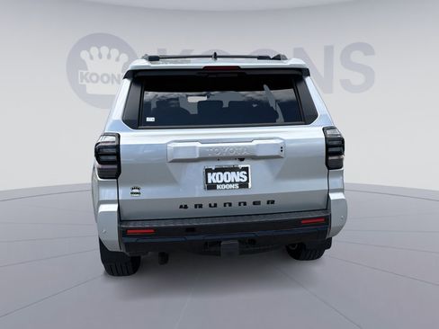 New 2026 Toyota 4Runner TRD Sport Premium AWD/4WD image 5