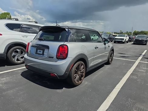Used 2024 MINI Cooper SE FWD image 15