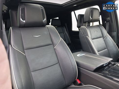 Used 2023 Cadillac Escalade Sport image 15